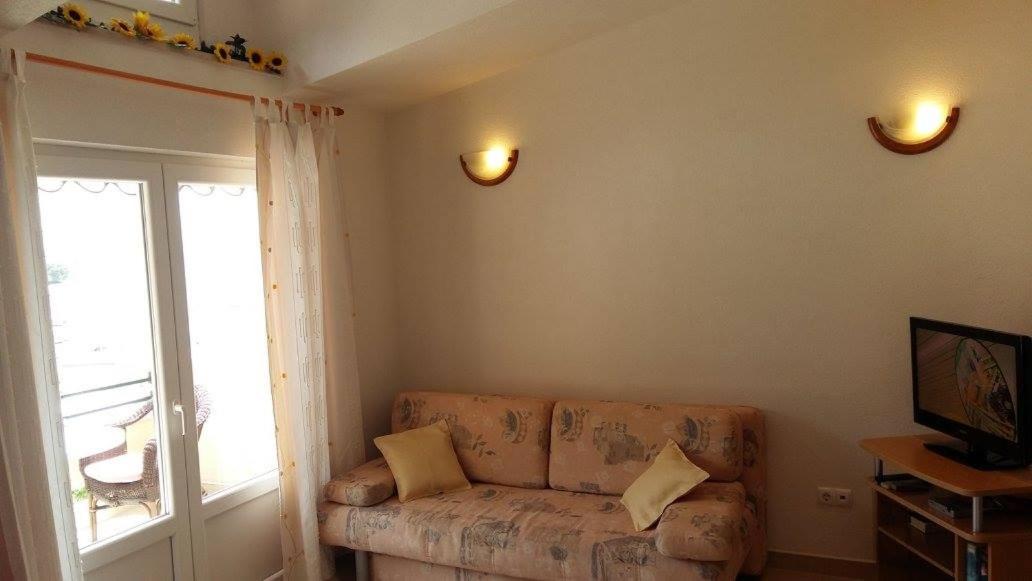 Apartmani Kontic 바스카보다 외부 사진