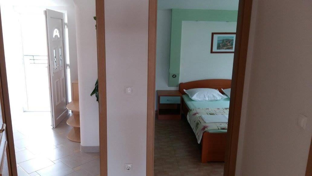 Apartmani Kontic 바스카보다 외부 사진