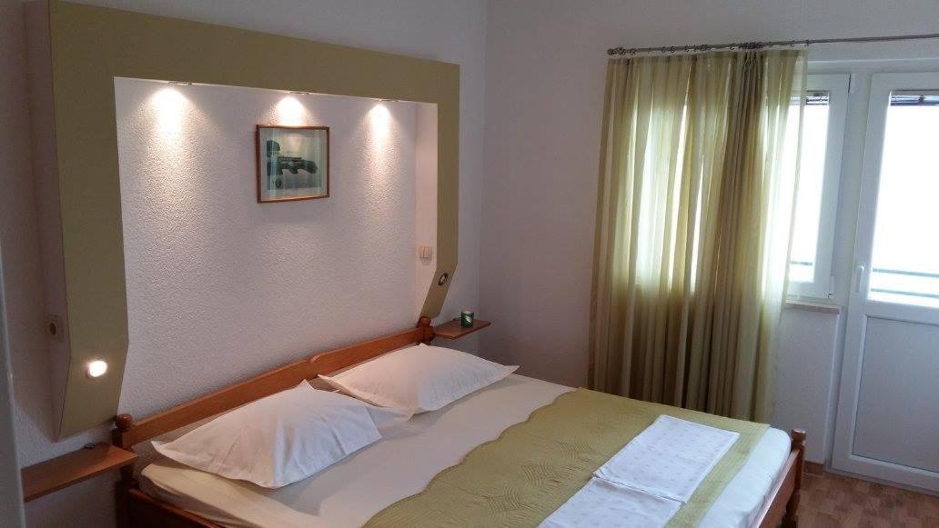 Apartmani Kontic 바스카보다 외부 사진