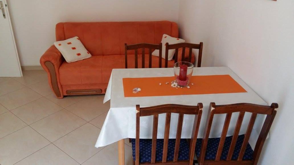 Apartmani Kontic 바스카보다 외부 사진