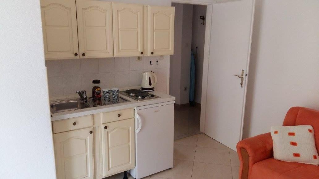 Apartmani Kontic 바스카보다 외부 사진