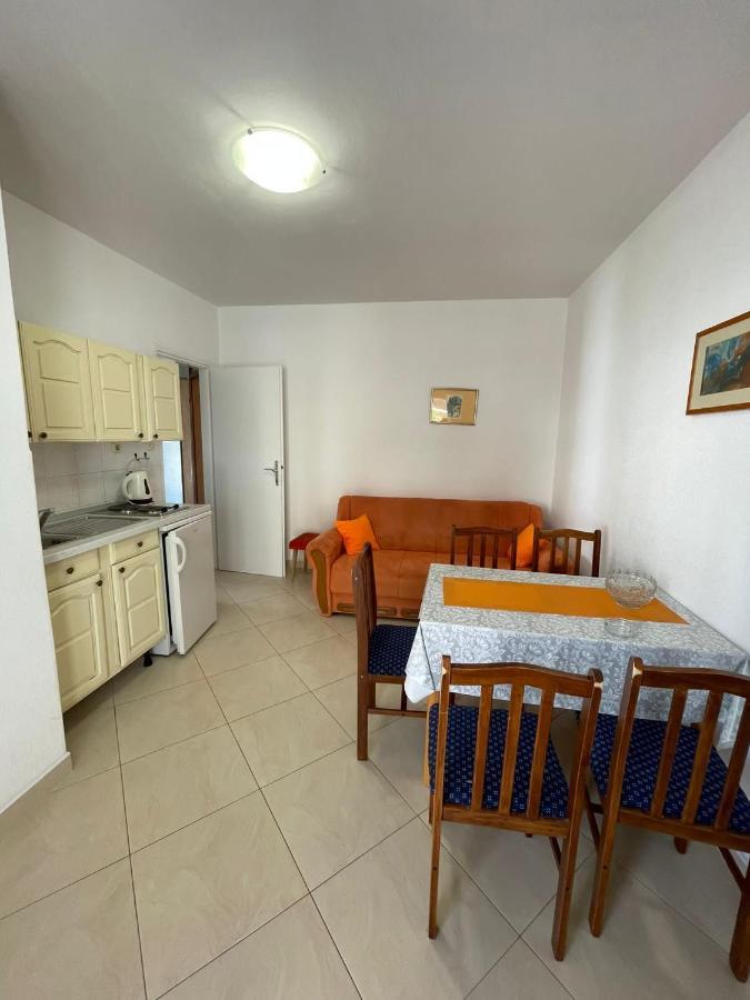 Apartmani Kontic 바스카보다 외부 사진